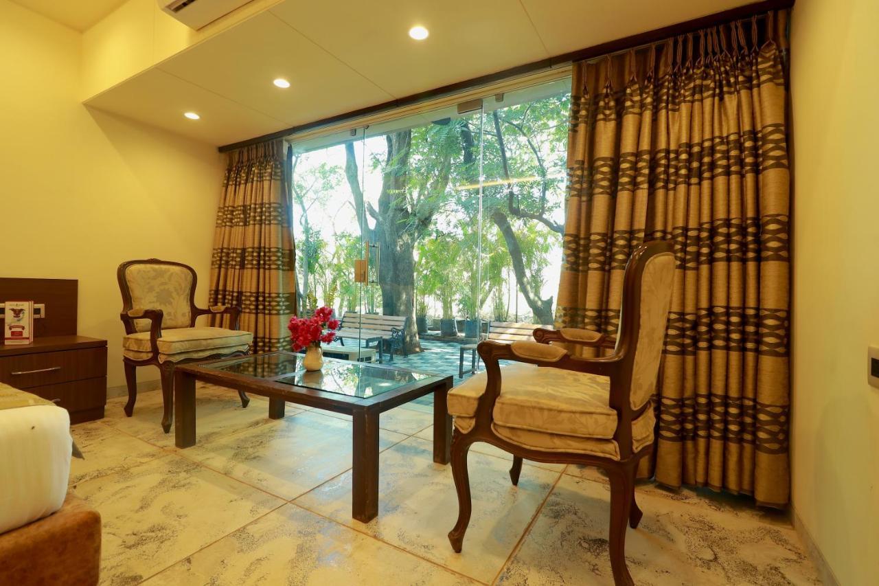 Manas Resort With Petting Zoo, Igatpuri Luaran gambar
