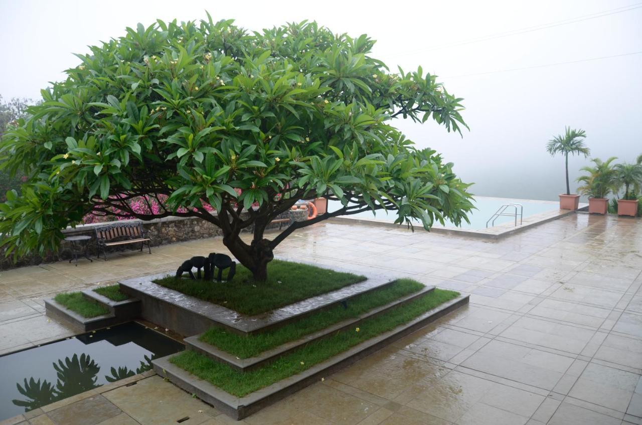 Manas Resort With Petting Zoo, Igatpuri Luaran gambar