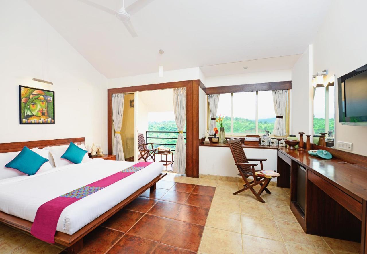 Manas Resort With Petting Zoo, Igatpuri Luaran gambar