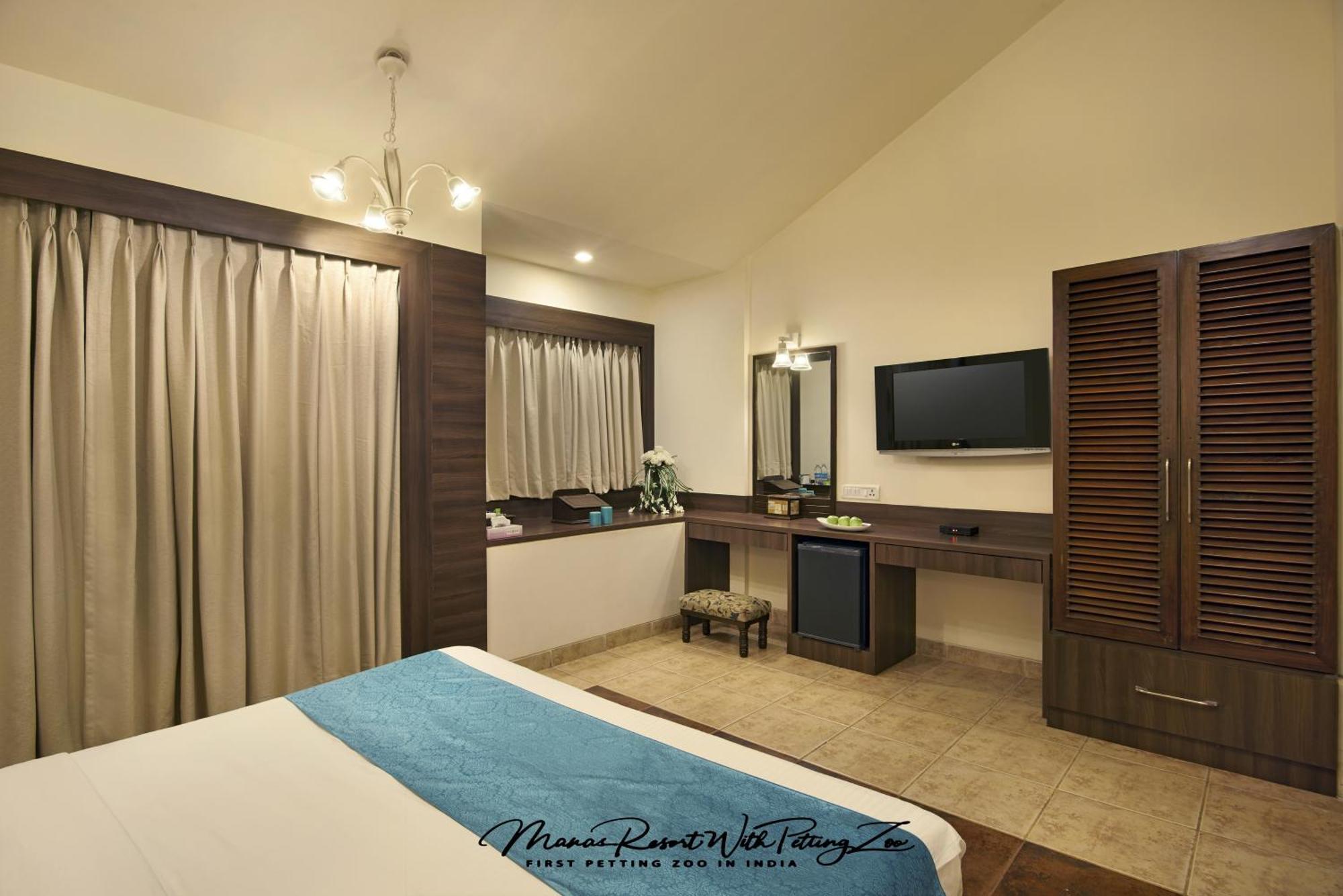 Manas Resort With Petting Zoo, Igatpuri Luaran gambar